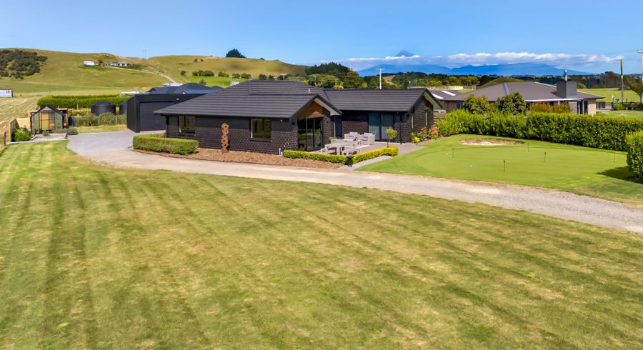  at 8 Tikorangi Road East, Tikorangi, New Plymouth, Taranaki