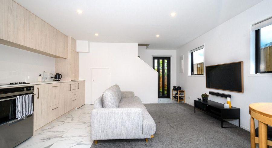  at 10/57 Taikata Road, Te Atatu Peninsula, Waitakere City, Auckland