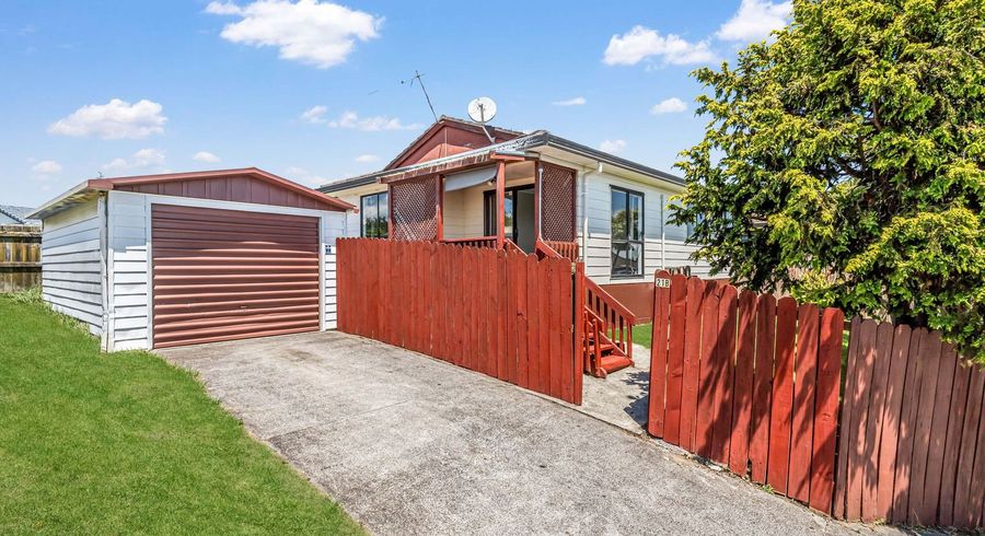  at 2/21 Silver Creek Road, Weymouth, Manukau City, Auckland