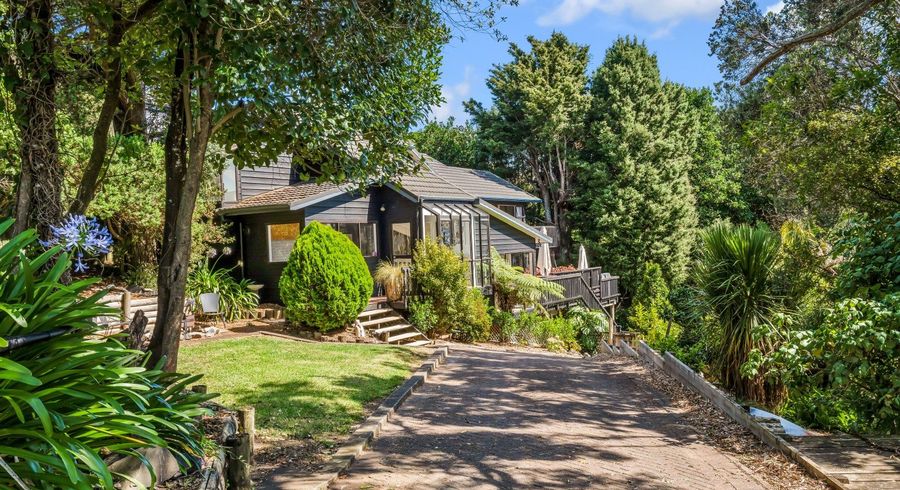  at 190 Sandspit Road, Shelly Park, Auckland