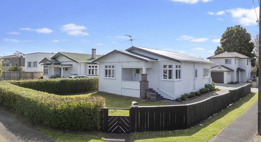  at 83 Hastie Avenue, Mangere Bridge, Manukau City, Auckland
