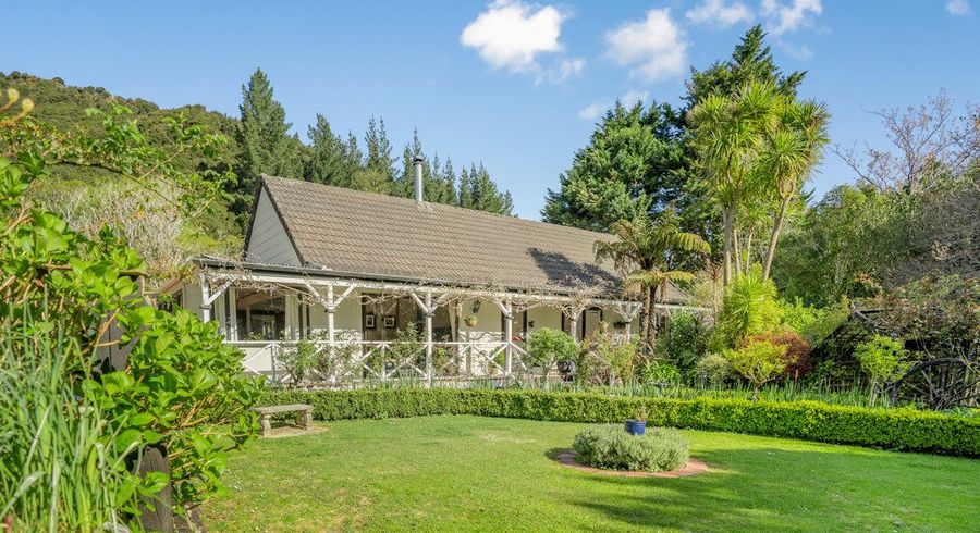  at 158 Moores Valley Road, Wainuiomata, Lower Hutt