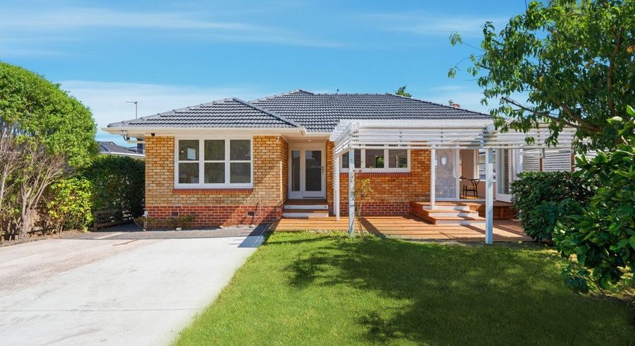  at 1/35 Bradbury Road, Highland Park, Manukau City, Auckland