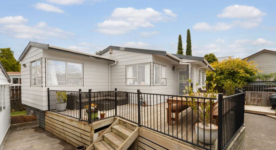  at 3 Midgley Road, West Harbour, Waitakere City, Auckland