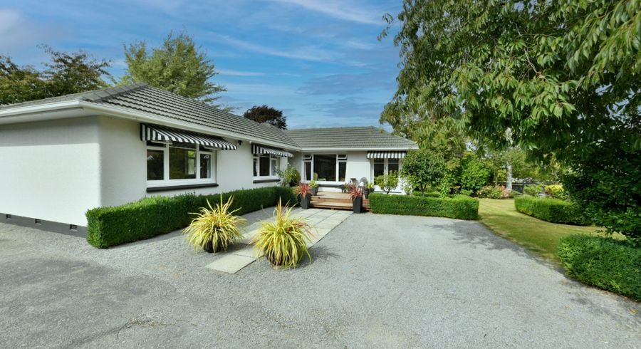  at 19 Middlepark Road, Sockburn, Christchurch