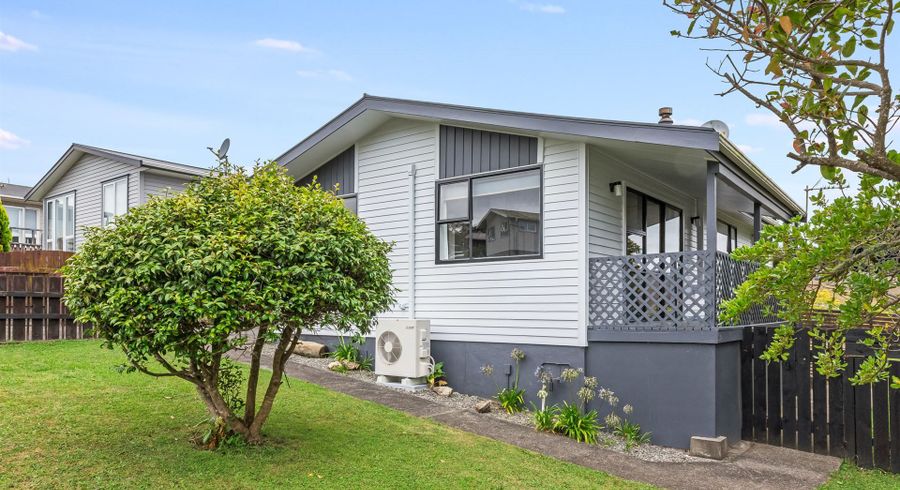  at 10 Sombrero View, Ascot Park, Porirua