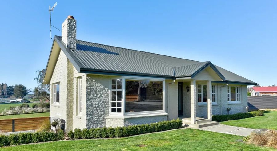  at 8 Alexander Place, Woodlands, Invercargill