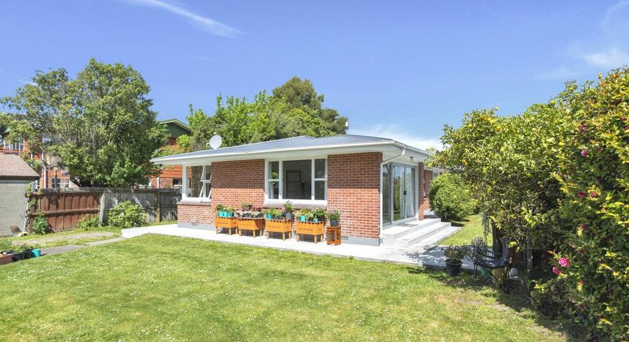  at 2 Clonbern Place, Upper Riccarton, Christchurch City, Canterbury