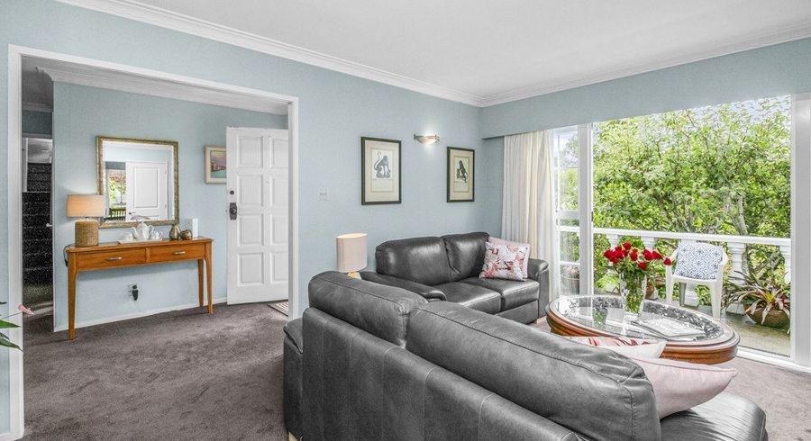  at 1/6 Mahuta Grove, Northcote, North Shore City, Auckland