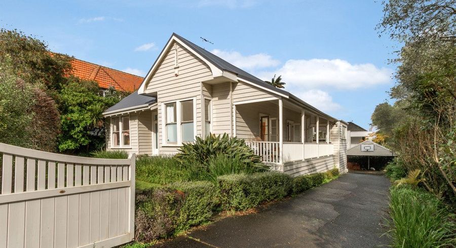  at 4 Hamilton Road, Herne Bay, Auckland City, Auckland
