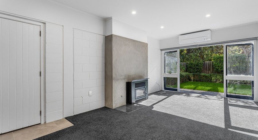  at 2/158 Papanui Road, Merivale, Christchurch City, Canterbury