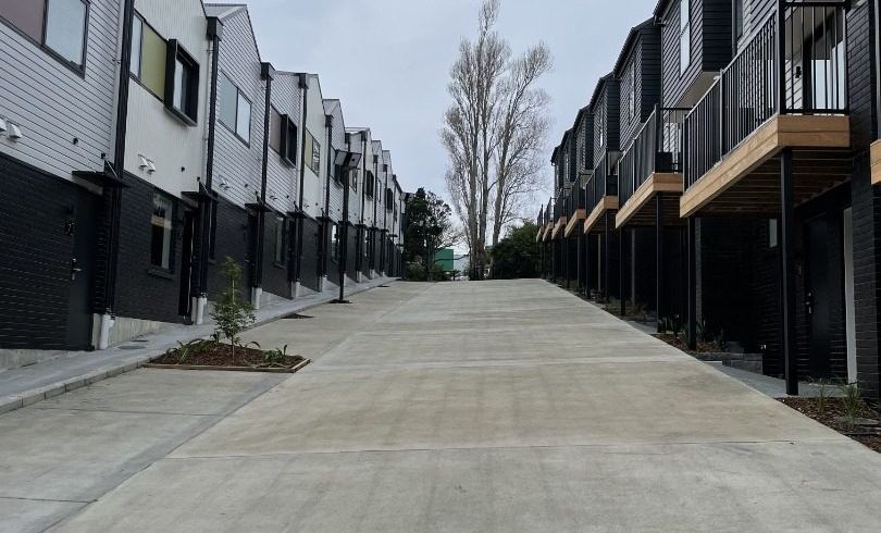  at 31-33 Panoni Lane, Abercrombie Street, Howick, Manukau City, Auckland