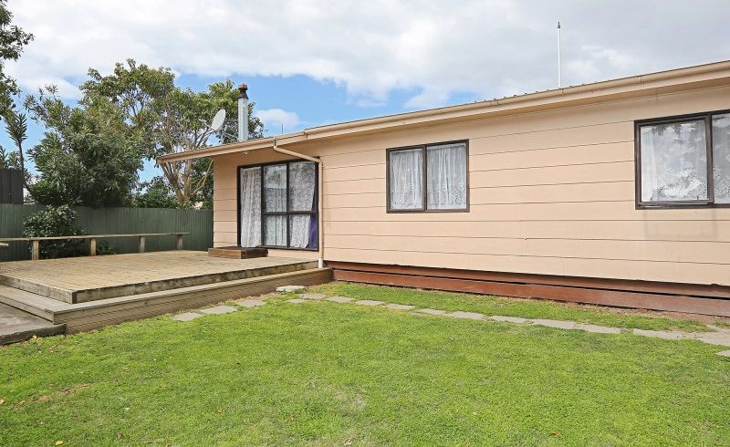  at 200A Grove RD, Mayfair, Haumoana