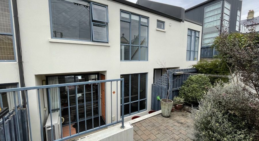  at 3/3 Russell St, City Centre, Dunedin, Otago