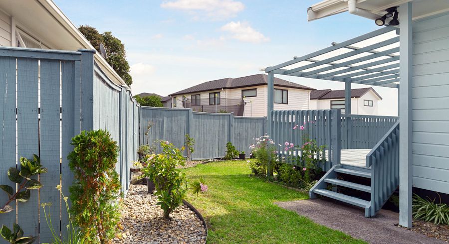  at 1/23 Mickle Street, Te Atatu South, Waitakere City, Auckland