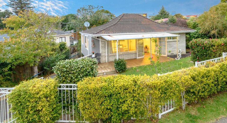  at 1/27 Parkhill Road, Mellons Bay, Manukau City, Auckland