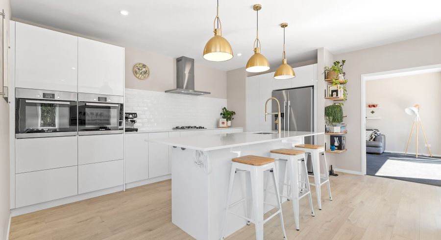  at 9 Tirohanga Crescent, Stanmore Bay, Whangaparaoa