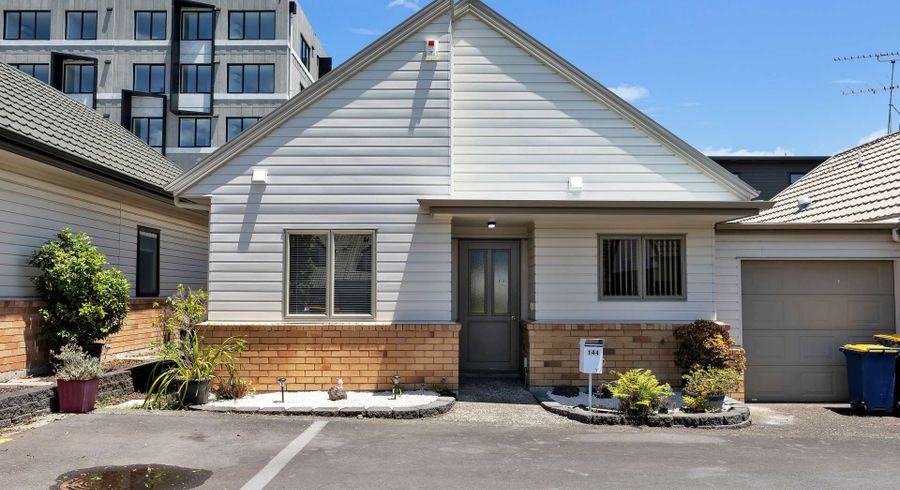  at 144/172 Mcleod Road, Te Atatu South, Auckland