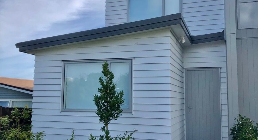  at 1C Pavola Grove, Glenfield, North Shore City, Auckland