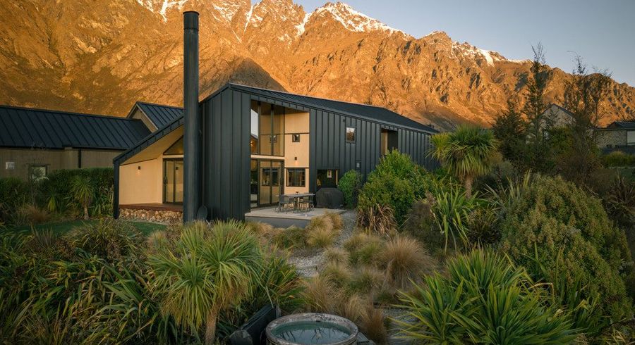  at 14 Caithness Court, Jacks Point, Queenstown-Lakes, Otago