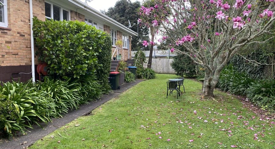  at 2/72 Michaels Avenue, Ellerslie, Auckland City, Auckland