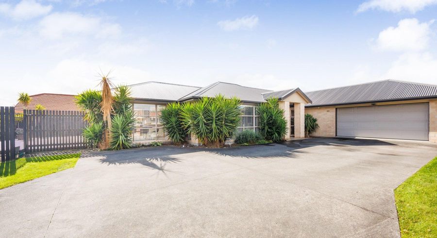  at 33 Tennyson Avenue, Kelvin Grove, Palmerston North