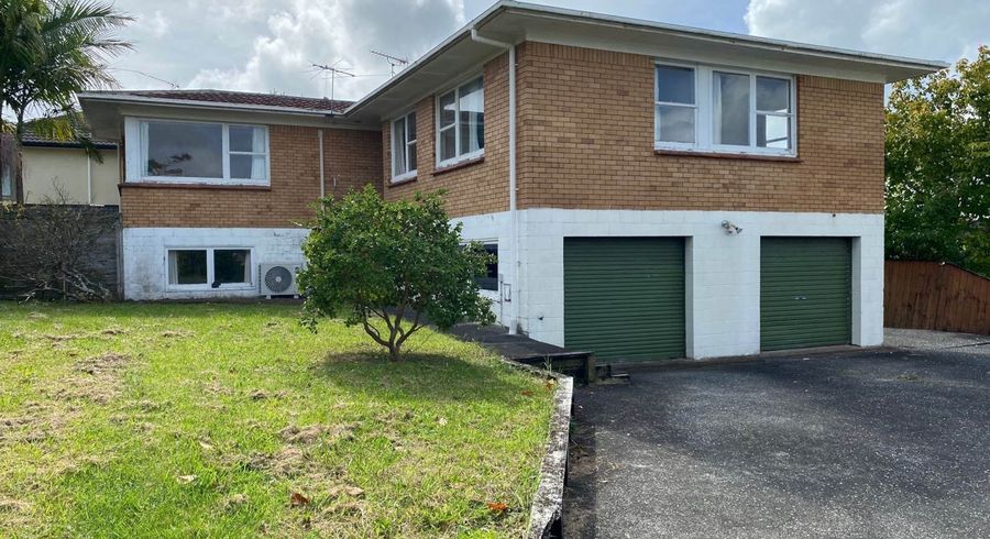  at 1/11 The Rosebowl, Sunnyhills, Manukau City, Auckland