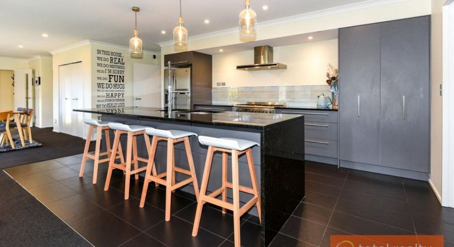  at 11 Dunsford Close, Halswell, Christchurch