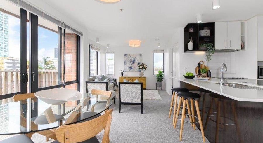  at 9/4a Auburn Street, Takapuna, North Shore City, Auckland