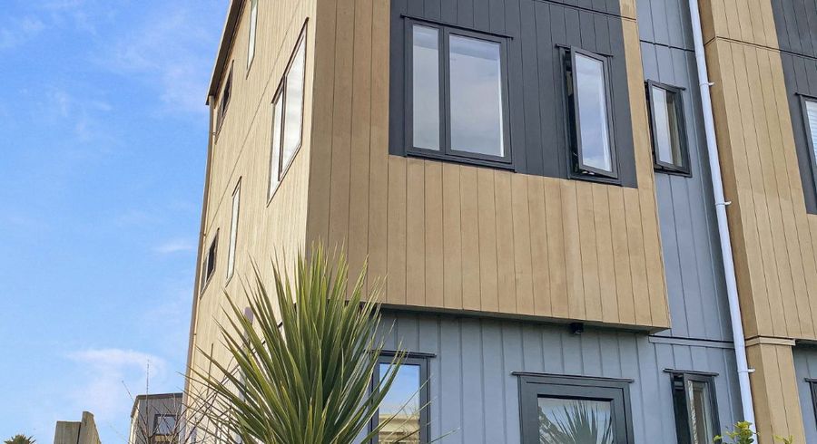 at 7/8 Arney Road, Ranui, Waitakere City, Auckland