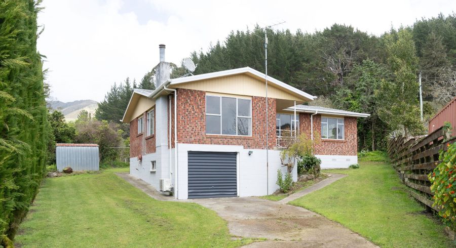  at 32 Te Paki Road, Shannon, Palmerston North
