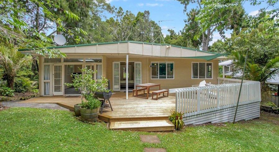  at 76 Waima Crescent, Titirangi, Waitakere City, Auckland
