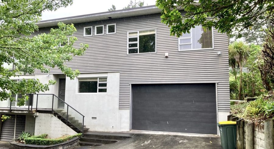  at 3A Pinehill Crescent, Browns Bay, North Shore City, Auckland