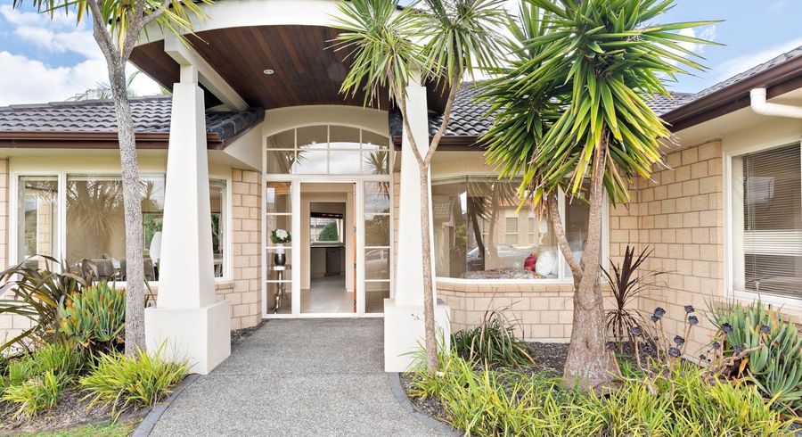  at 4 Willowbank Close, East Tamaki Heights, Auckland