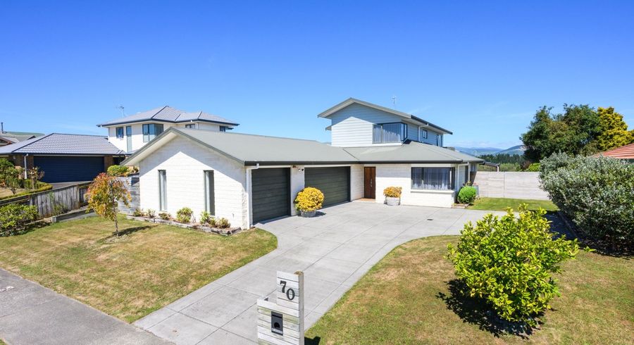  at 70 Pacific Drive, Fitzherbert, Palmerston North