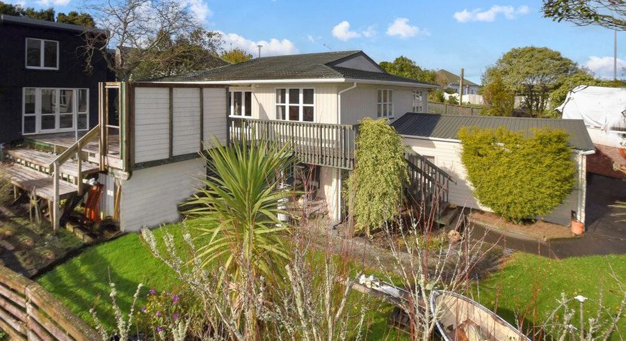  at 8 Hobsonville Road, West Harbour, Auckland
