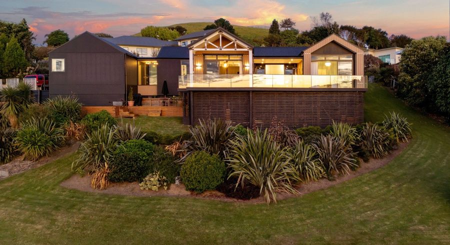  at 31 Roger Guy Place, Welcome Bay, Tauranga