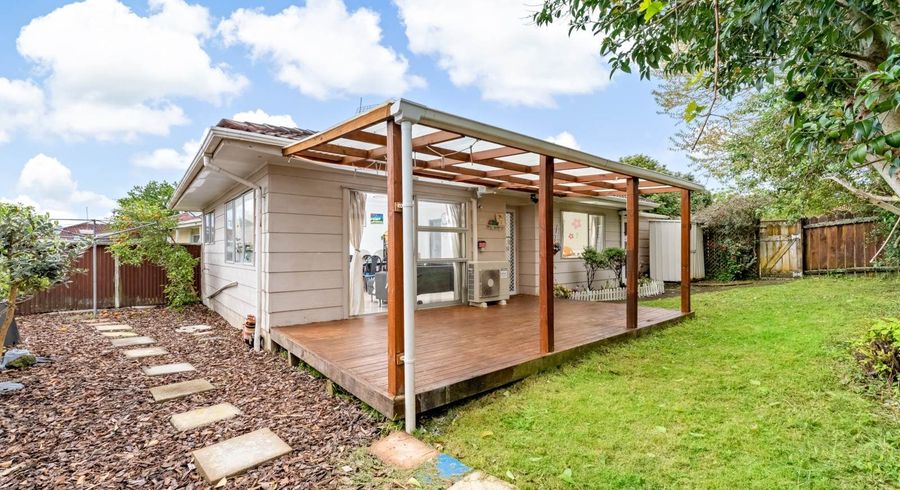  at 4/10 Rata Street, New Lynn, Waitakere City, Auckland