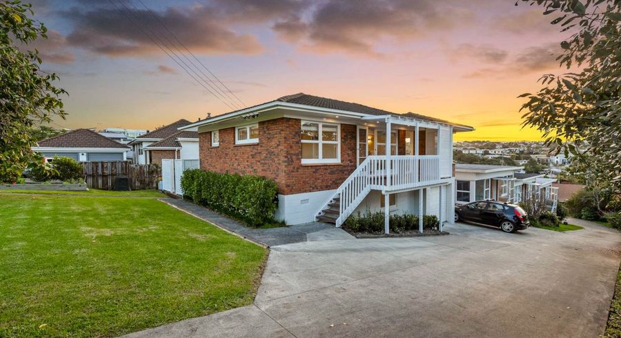  at 1/7 Newhaven Terrace, Mairangi Bay, North Shore City, Auckland