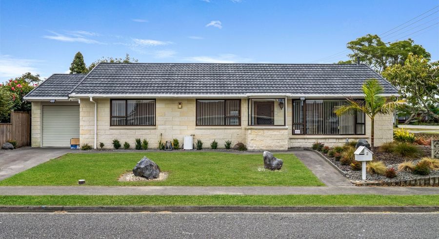  at 2 Hampton Place, Springvale, Whanganui, Manawatu / Whanganui