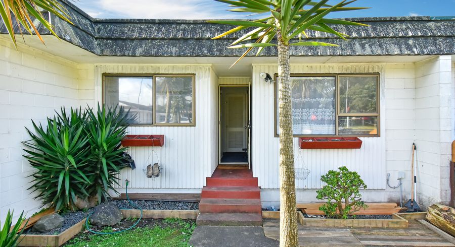  at 2A Roys Road, Weymouth, Auckland