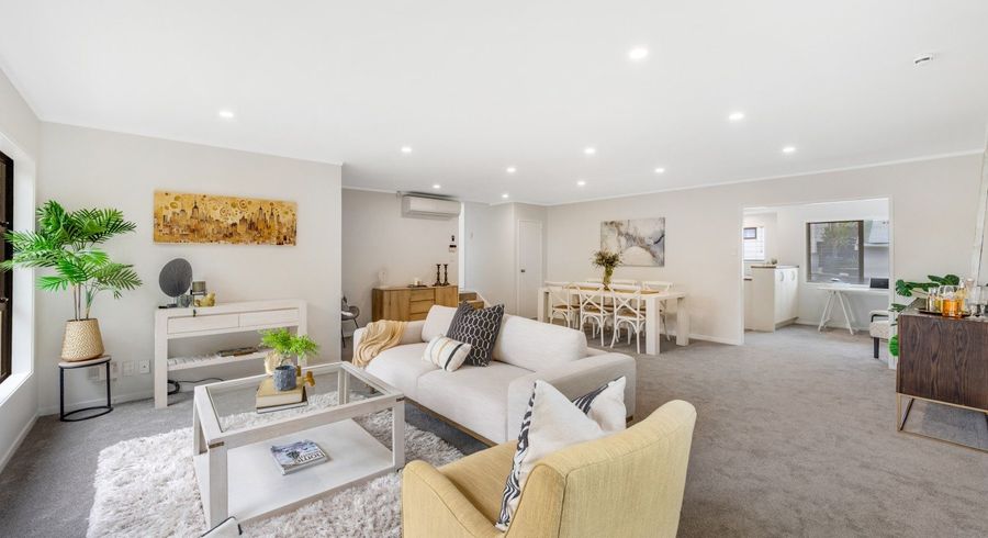  at 54 Robbies Road, Shelly Park, Manukau City, Auckland