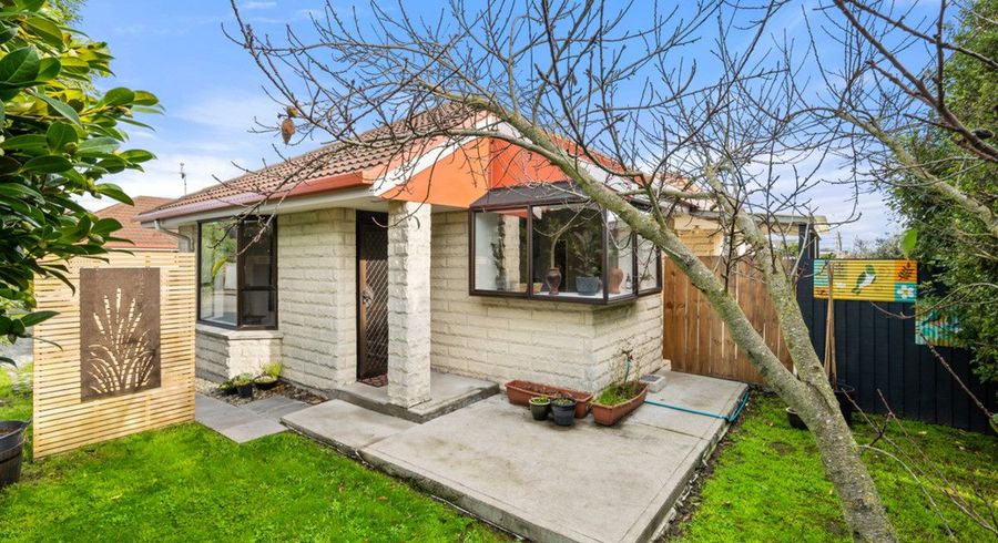  at 1 Waddell Lane, Avondale, Christchurch