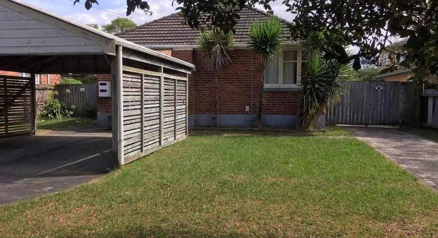  at 40 Wattle Street, New Lynn, Auckland
