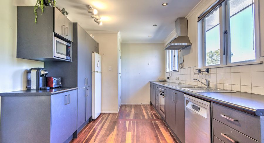  at 11 Morrison Crescent, Glenview, Hamilton, Waikato