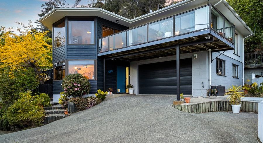  at 4 Glenview Terrace, Saint Martins, Christchurch