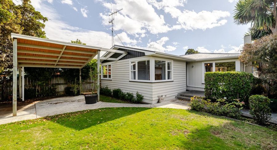  at 5 Athlone Place, Hokowhitu, Palmerston North, Manawatu / Whanganui