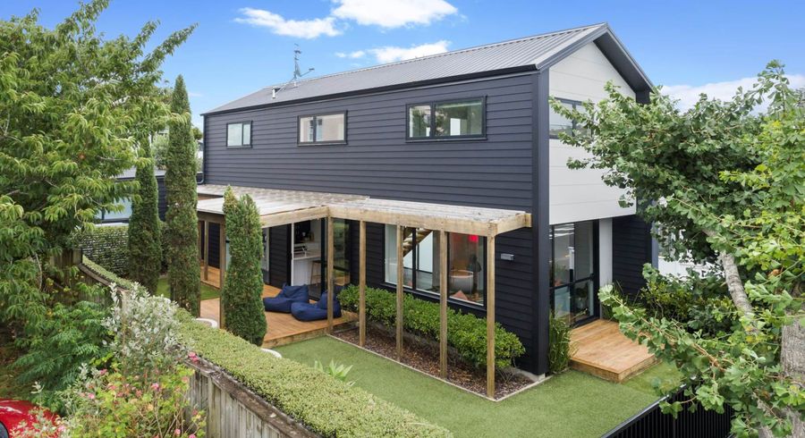  at 21 Main Highway, Ellerslie, Auckland