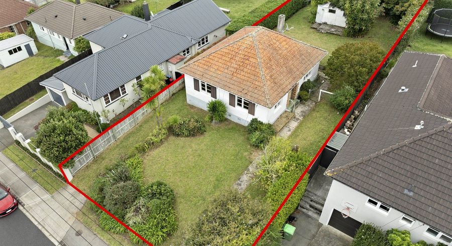  at 24 Bonnie Brae Road, Meadowbank, Auckland City, Auckland