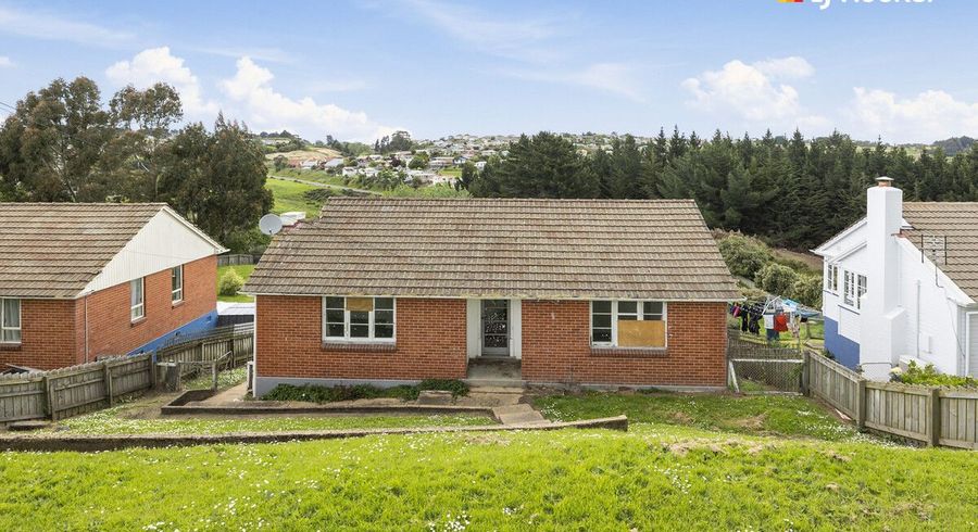  at 82 Panmure Avenue, Calton Hill, Dunedin